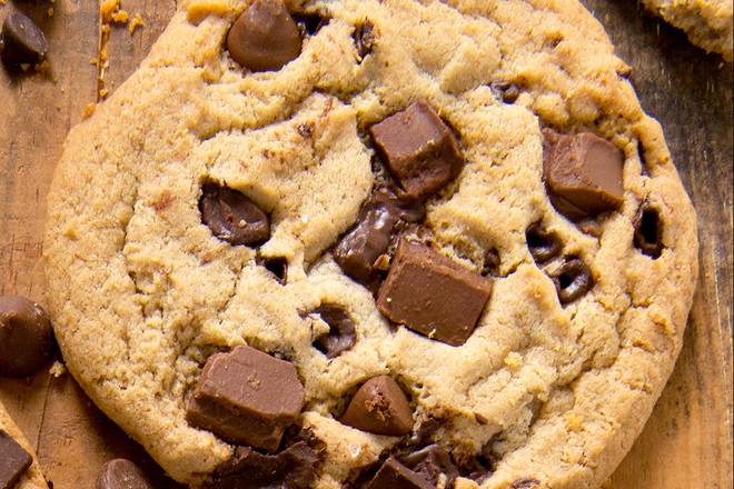 Order Hershey's Cookies food online from Pieology Pizzeria store, Pembroke Pines on bringmethat.com