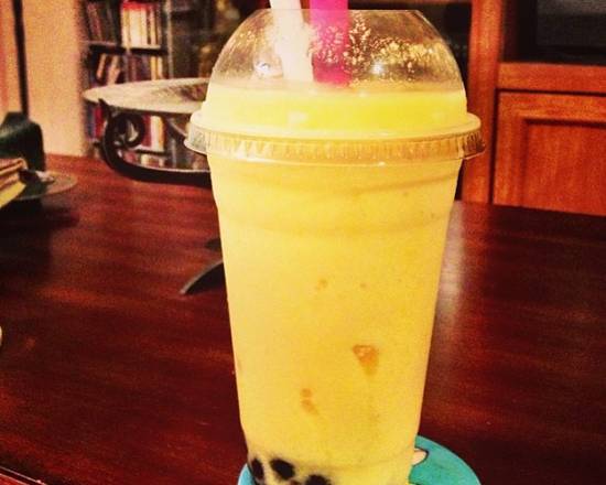 Order Banana Boba Tea food online from Bangkok Fusion Café store, Saint Petersburg on bringmethat.com
