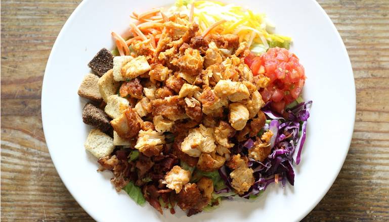 Order Grilled Chicken Garden Salad food online from Pluckers Wing Bar store, Addison on bringmethat.com