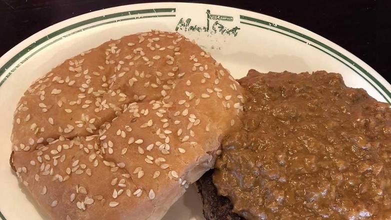 Order Chili Burger food online from Maine Street Restaurant store, Hamtramck on bringmethat.com