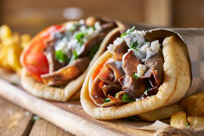 Order Gyro Sandwich food online from Shawarmin Grill store, Saint Paul on bringmethat.com
