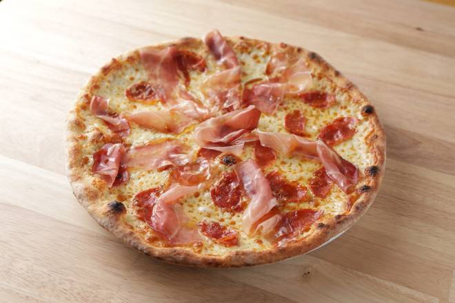 Order Small Piero food online from Mister O1 store, Naples on bringmethat.com