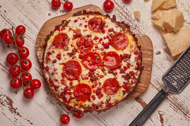 Order Pizza Meat Lover  food online from Pa` Comer Cuban Pizza store, Hialeah on bringmethat.com