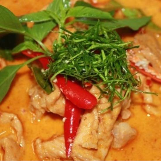 Order PANEANG CURRY food online from Pho Sho Fusion House store, Porterville on bringmethat.com
