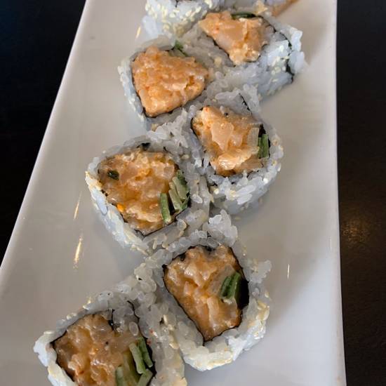 Order Spicy Scallop Roll food online from Yu-n-mi store, Beverly Hills on bringmethat.com
