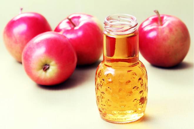 Order Apple Juice food online from Pieology Pizzeria store, Franklin on bringmethat.com