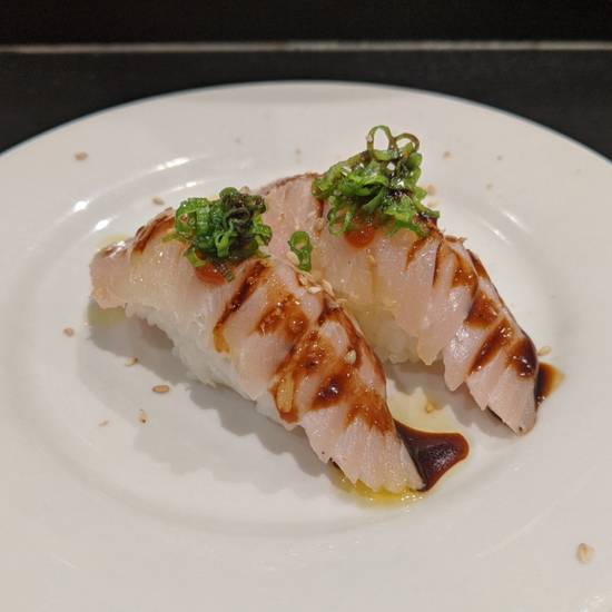 Order YellowTail Belly Sushi food online from Boss Sushi store, Beverly Hills on bringmethat.com