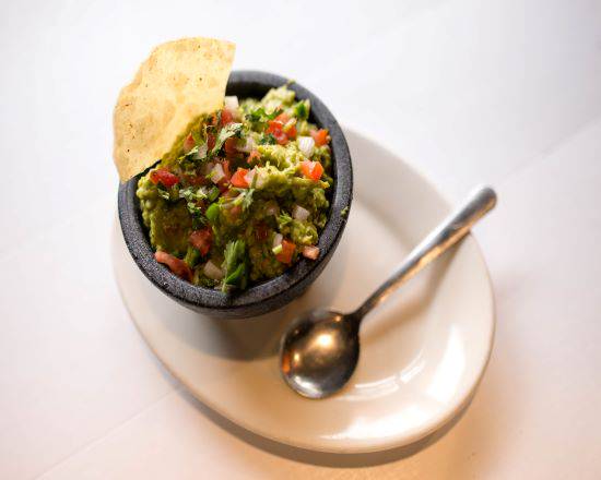 Order Jefe's Guacamole Dip food online from Los Jefes Grill store, Metairie on bringmethat.com