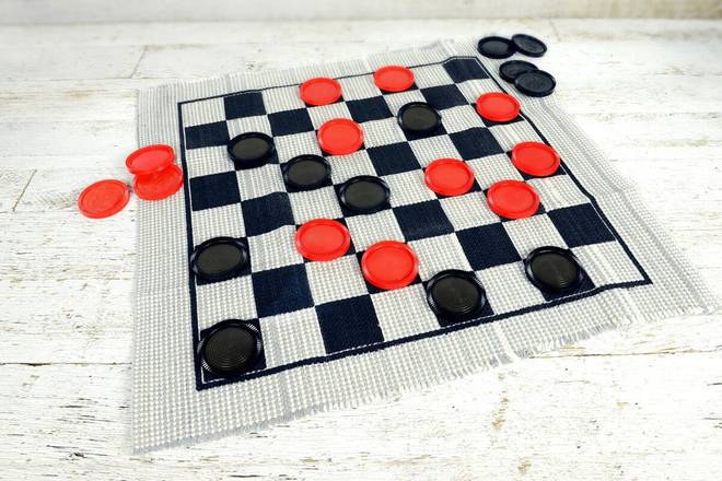 Order Cracker Barrel 3-In-1 Jumbo Checkers food online from Cracker Barrel Old Country Store store, Somerset on bringmethat.com