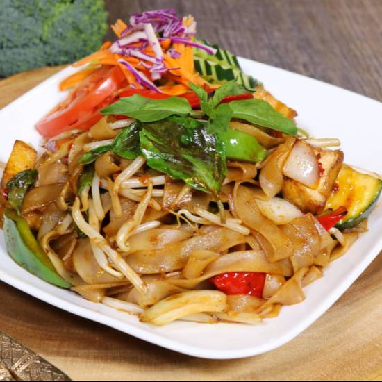 Order Jungle Noodle food online from Vegan House store, Phoenix on bringmethat.com