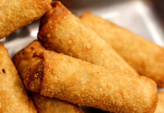 Order A5. Spring Roll (1) food online from Captain King's Seafood City store, Memphis on bringmethat.com