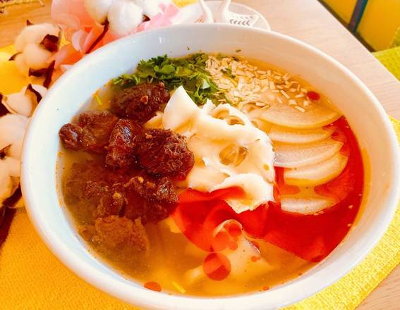 Order Braised Beef Sliced Noodle Soup(红烧牛肉刀削面） food online from Green China Grill store, San Diego on bringmethat.com