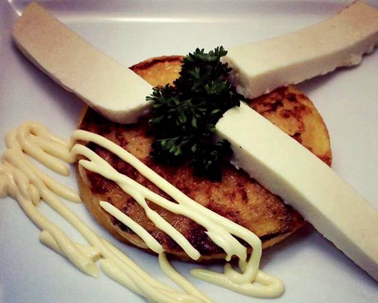 Order Arepa De Choclo Dulce food online from Bolivar Restaurant and Lounge store, Miami Beach on bringmethat.com