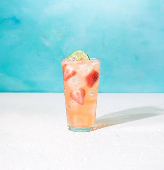 Order Fresh Strawberry Mango Cooler food online from California Pizza Kitchen store, Kapolei on bringmethat.com