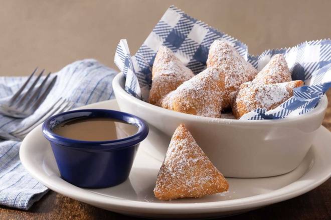 Order Biscuit Beignets food online from Cracker Barrel Old Country Store store, Somerset on bringmethat.com