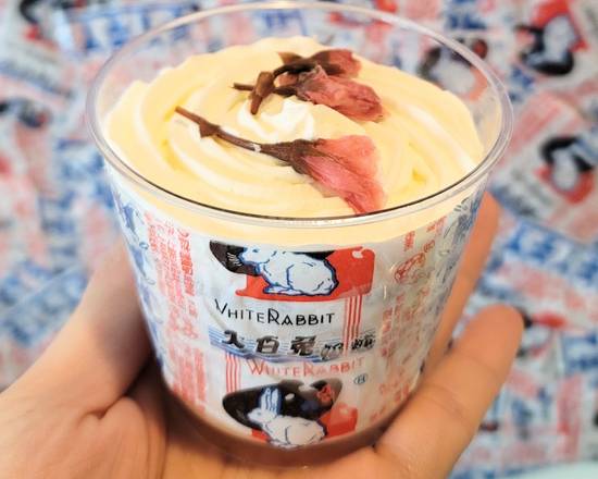 Order WhiteRabbit Candy Jelly Cup food online from Oh Bear Cafe & Teahouse store, Seattle on bringmethat.com