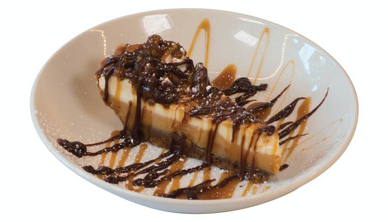 Order Reese's Chocolate Pie food online from Hopcat store, Indianapolis on bringmethat.com