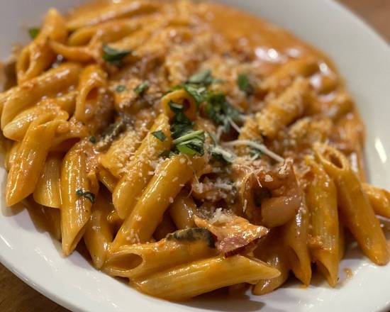 Order Carbonara Pasta food online from Mike's Pizzeria and Italian Restaurant store, Miami on bringmethat.com