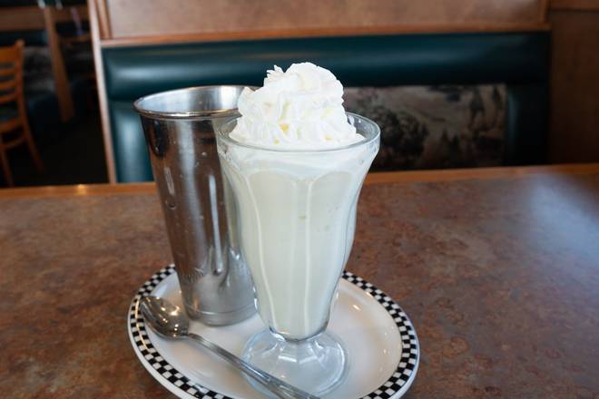 Order Malted Milkshake food online from Black Bear Diner store, Woodland on bringmethat.com