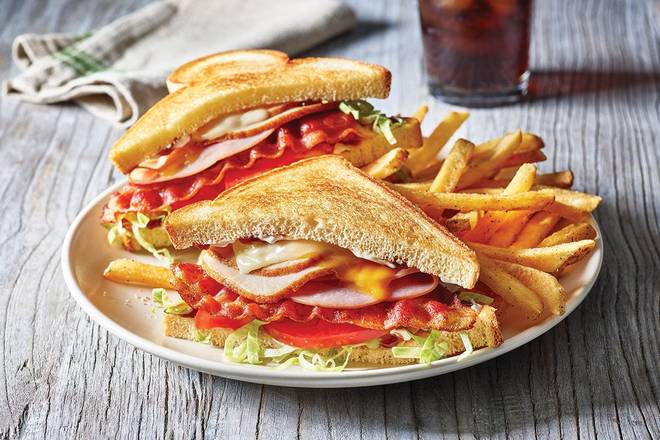 Order Clubhouse Grille ¥ food online from Applebee's store, Gainesville on bringmethat.com