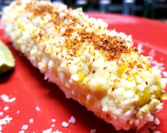 Order Elotes food online from Los Dos Amigos Taqueria 2 store, Miami Beach on bringmethat.com