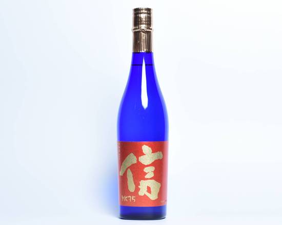 Order Nobu Daiginjo YK 35, 24oz Sake (16% ABV) food online from Nobu Miami store, Miami Beach on bringmethat.com