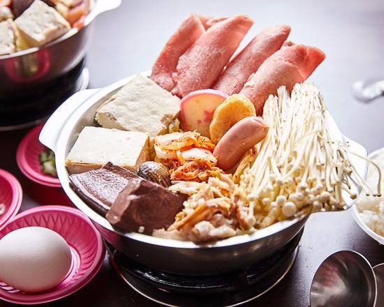 台北市內湖區美食 大呼過癮 內湖成功店 精緻臭臭鍋 網友評價 菜單 推薦餐點 食記 外送優惠 飢餓黑熊app