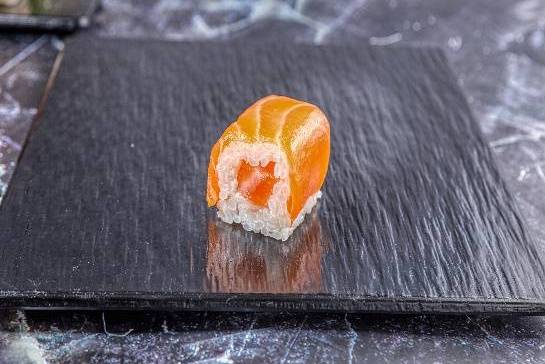 R2 Saumon Roll