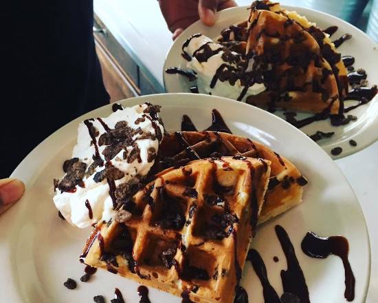 Order Coco Chocolate food online from Bebop Waffle Shop store, Seattle on bringmethat.com