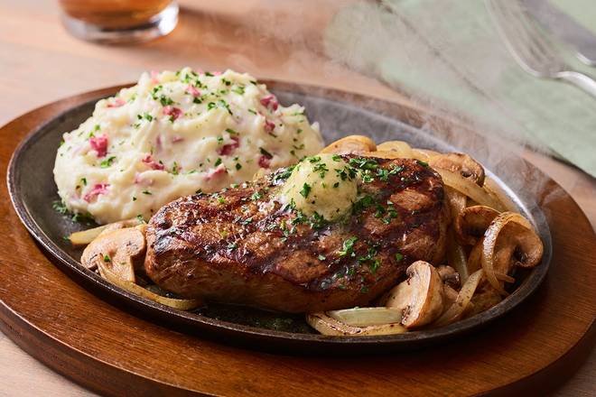 Order Bourbon Street Steak* food online from Applebee store, Manhattan on bringmethat.com