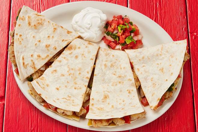 Order Fajita Chicken Quesadilla food online from Fuzzy's Taco Shop store, Riverview on bringmethat.com