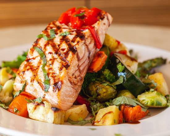 Order Grilled Salmon food online from That Pizza Place store, Los Angeles on bringmethat.com