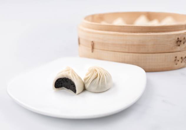 Order Sesame & Mochi Xiao Long Bao (10 each) food online from Din Tai Fung store, Seattle on bringmethat.com