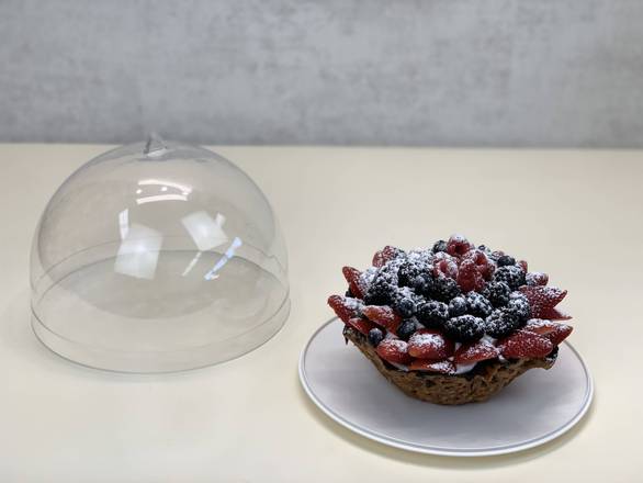 Order Florentine Basket With Mixed Berries food online from Lb Cake Stop store, Baldwin Park on bringmethat.com