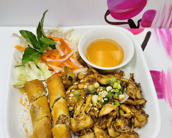 Order B2. Grilled Chicken And Egg Rolls food online from Pho Binh Minh store, Maple Valley on bringmethat.com