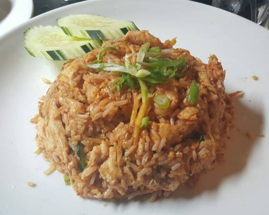 Order Herbs Fried Rice food online from Red basil thai kitchen store, Long Island City on bringmethat.com