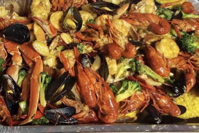 Order Special Box - B7 food online from Q Seafood store, Loganville on bringmethat.com