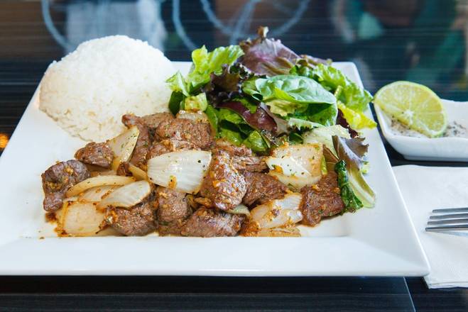 Order C1 Com Bo Luc Lac food online from Pho Hue Oi store, Redondo Beach on bringmethat.com