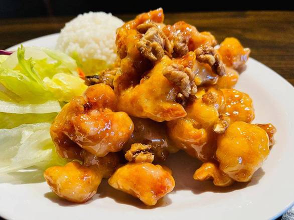 Order Honey Walnut Chicken  food online from Izakaya Sushi & Bar store, Renton on bringmethat.com