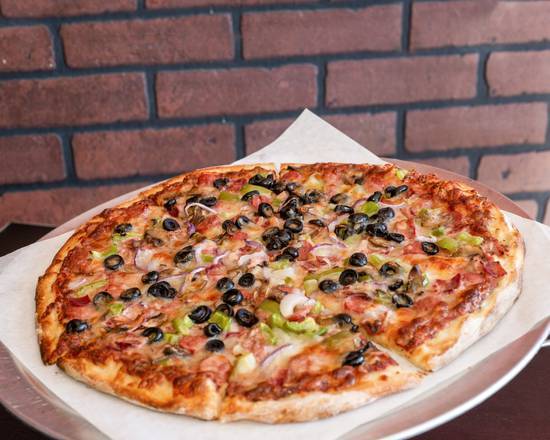 Order Bayern Pizza food online from Pizza Bayern store, Los Angeles on bringmethat.com