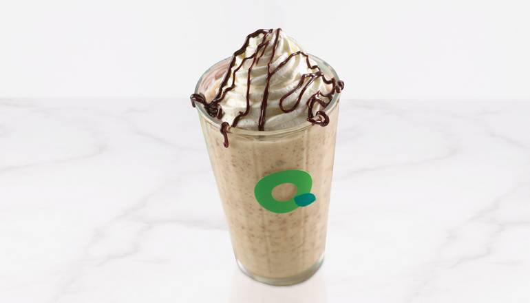 Order Kit Kat 24oz Smoothie food online from QuickChek store, Howell on bringmethat.com