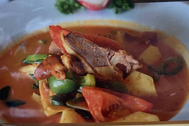 Order Roast Duck Curry food online from The Blue Elephant Restaurant store, Saint Louis on bringmethat.com