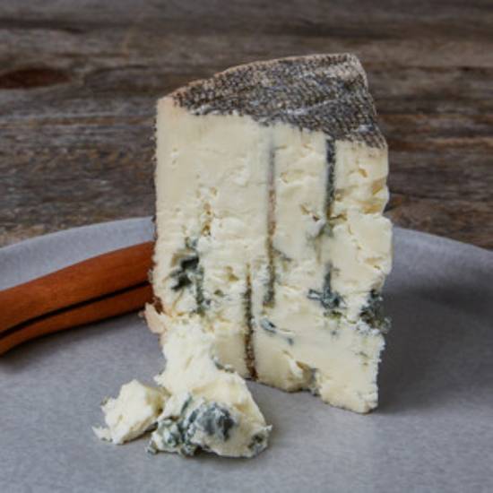 Order 924 CAVEMAN BLUE - ROGUE CREAMERY OREGON food online from Forma store, Santa Monica on bringmethat.com
