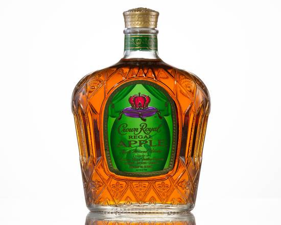 Order Crown Royal Regal Apple, 750mL whiskey (35.0% ABV) food online from Lehigh Liquors store, Fort Myers on bringmethat.com