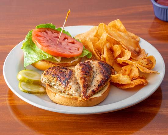 Order Chicken Sandwich food online from Kiwi Pub & Grill store, Altamonte Springs on bringmethat.com