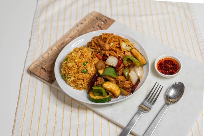 Order Combo A food online from Louie's Chinese Cuisine store, Wilmington on bringmethat.com