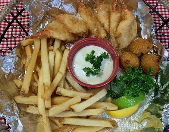 Order 6 Shrimps Platter Only food online from Crispy Chicken & Rice store, Garland on bringmethat.com