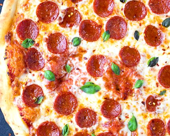 Order Digiorno Pepperoni Pizza food online from Greenwood Convenience store, Seattle on bringmethat.com