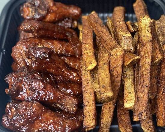 Order #1 Ten Piece Wings W/ Fries food online from Wing Champ store, Bloomfield on bringmethat.com