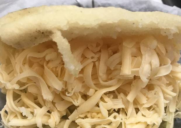 Order Arepa Gocha Con Queso Amarillo (Gouda) food online from Arepa One store, Hialeah on bringmethat.com